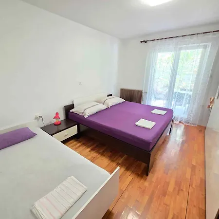 In 37973 Apartman