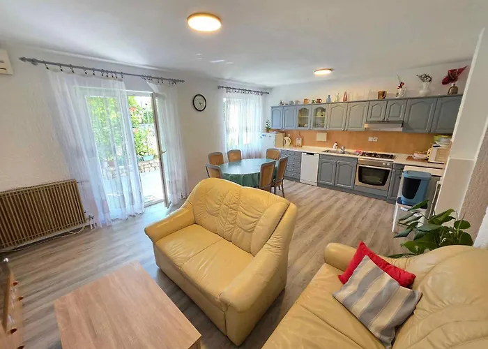 In 37973 Apartman Novi Vinodolski
